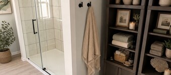     Modern Cozy Retreat Near ECU & ECU Health