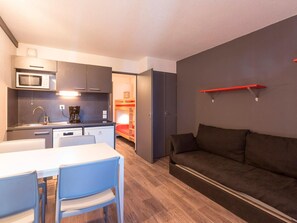 Apartment | Bathroom - Les Deux Alpes Residence for 2 (Les Deux Alpes)