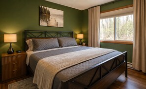 3 habitaciones, tabla de planchar con plancha, wifi y ropa de cama 