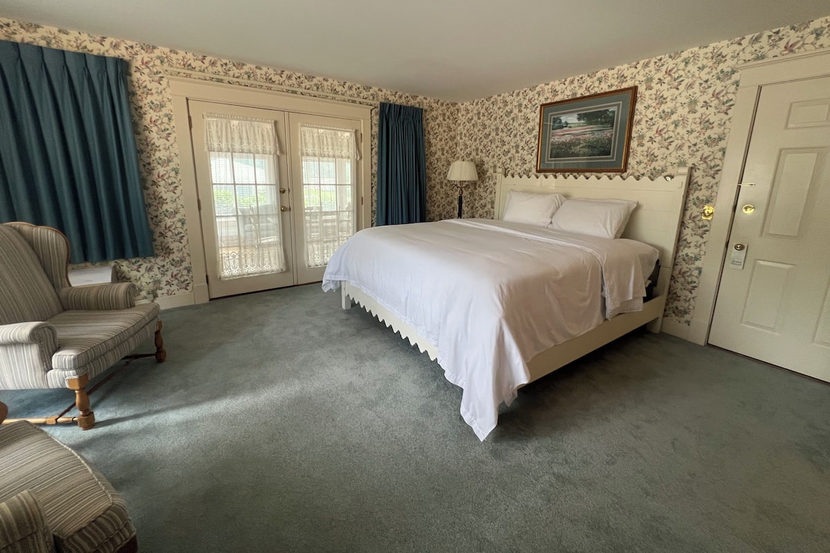 Family Double Room, Multiple Beds, Terrace, Ground Floor | WiFi (free), individually decorated, individually furnished