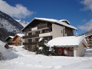 Exterior - Haus Azur by Interhome (Saas-Almagell)