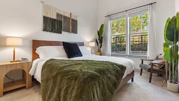 Free WiFi, bed sheets, wheelchair access