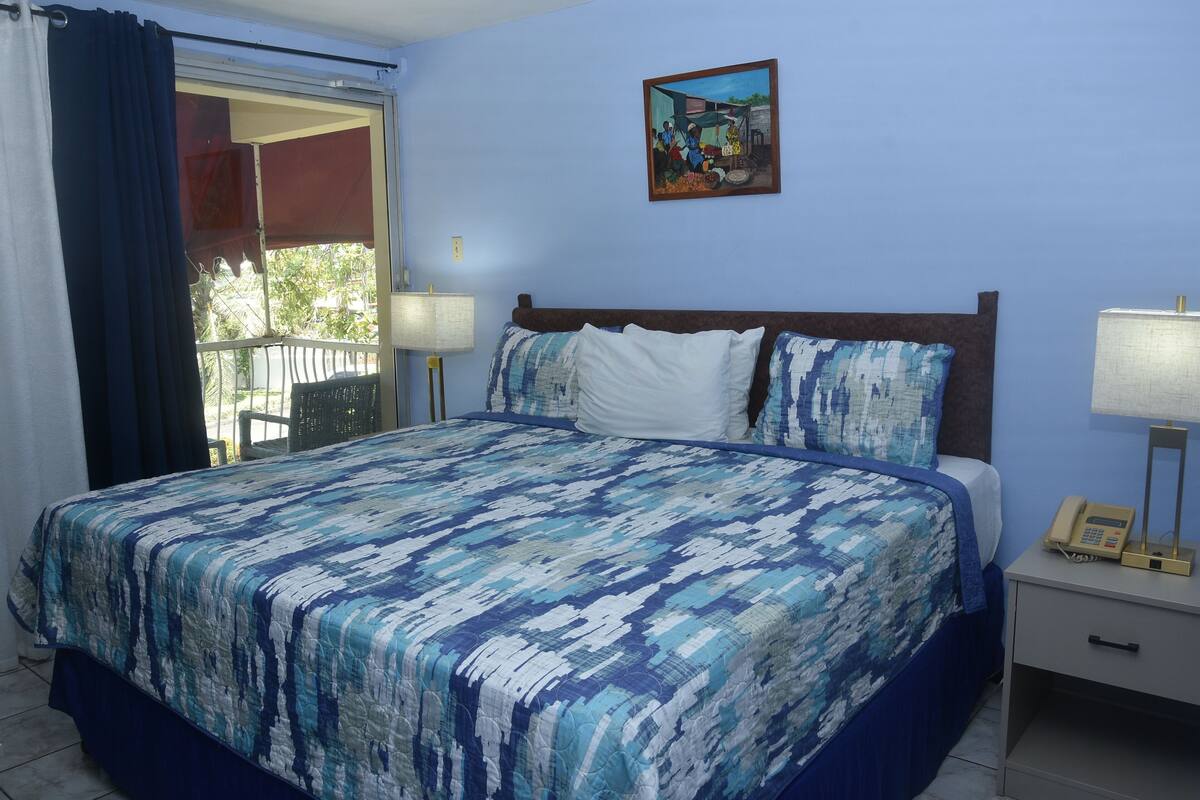 Wifi gratis y ropa de cama