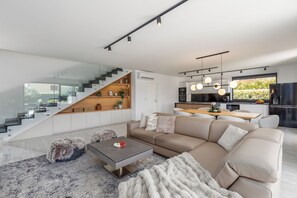 TV - Villa Villa Sandi (Istria - Novigrad) (Novigrad)