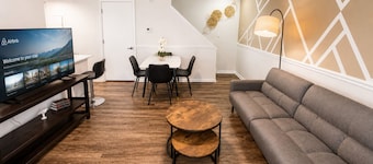 The Sage Retreat | Hoover Designer Stay