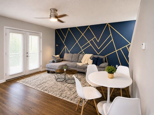 Slate & Cedar Hoover | Designer Townhome