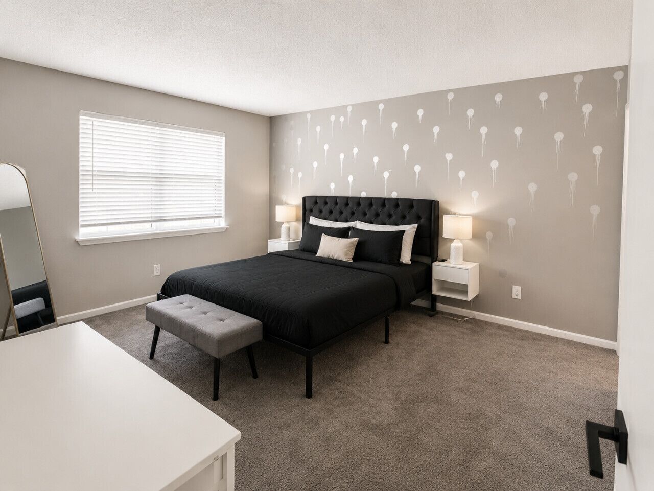 Desk, iron/ironing board, travel crib, WiFi