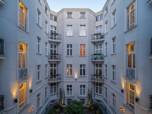 Wólczańska Mezzanine Apartment
