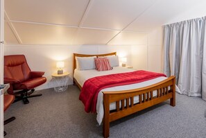 Room - The Barn @ Jackson's Retreat Alpine Holiday Park (Jacksons)