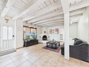 Smart TV, fireplace - Casa Don Diego Santa Fe (Santa Fe)