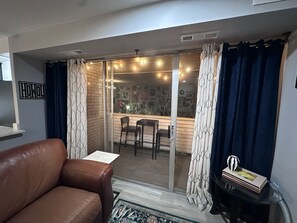 Living area - Cozy Escape w/ King Bed Mins Away from DC (Alexandria)