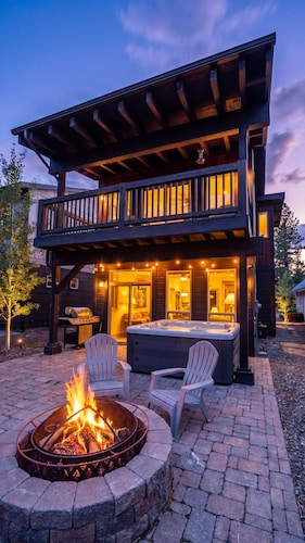 The Timberline Haus - Where Pines Meet The Payette
