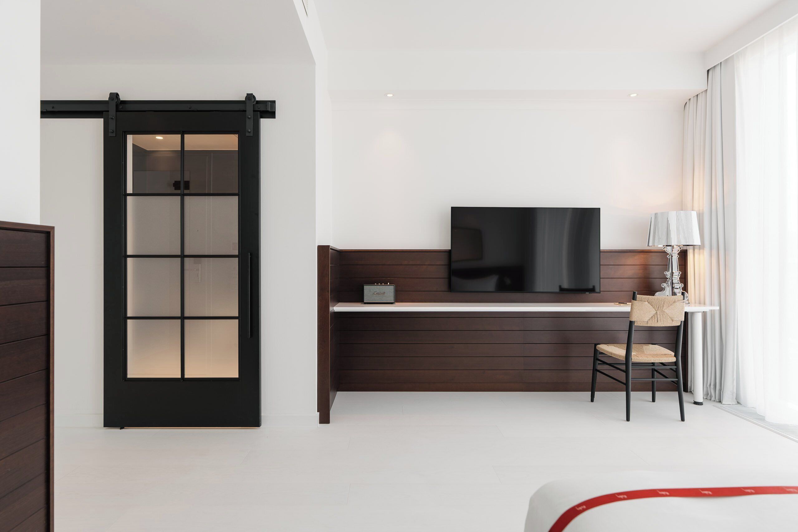 Room, Accessible (Wow)
