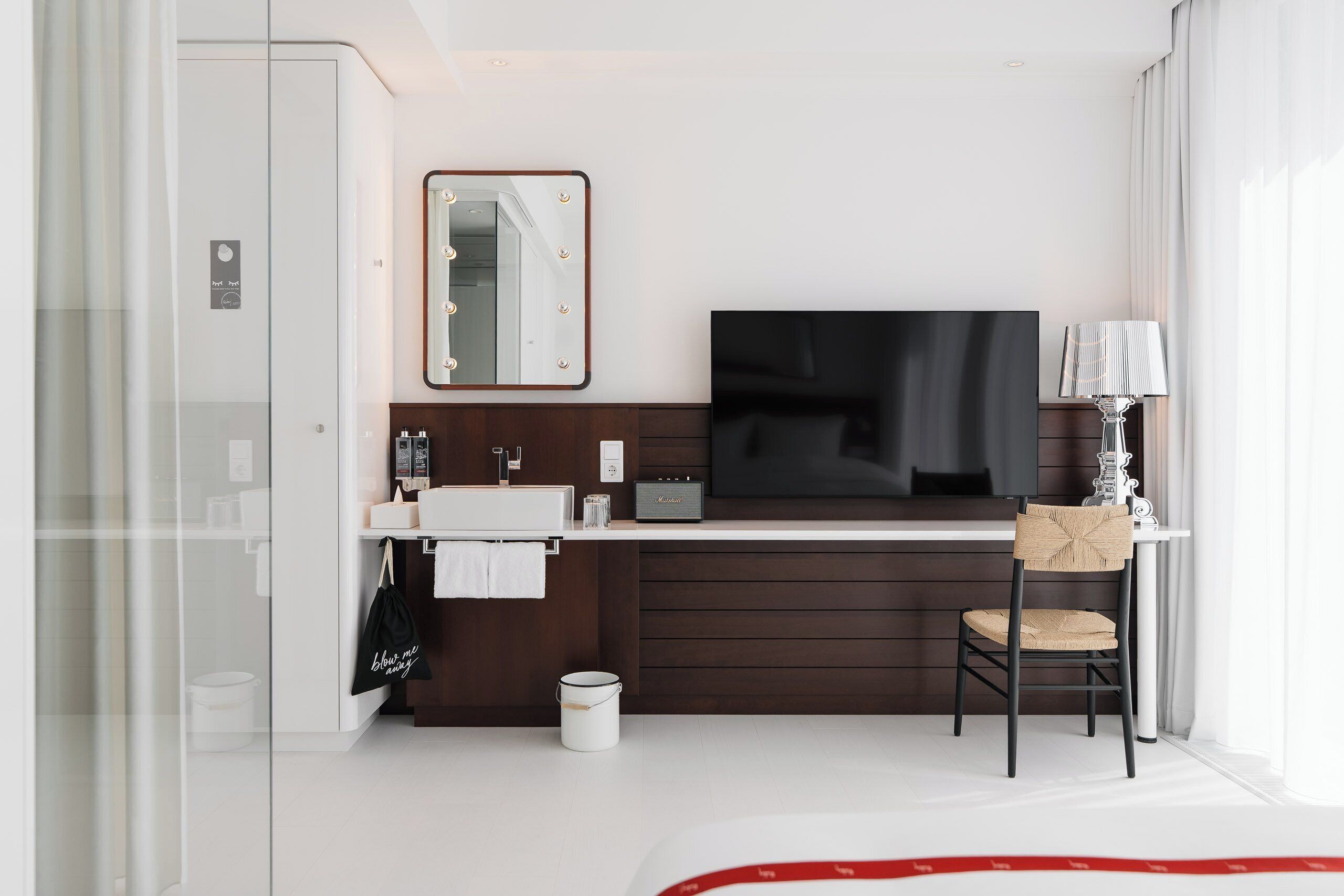 Room, Balcony (Lovely) | Room amenity