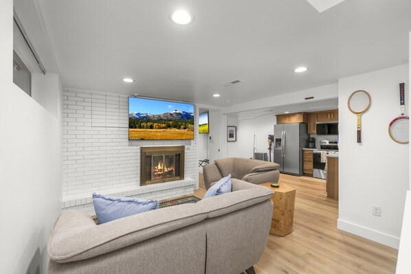 TV, video library