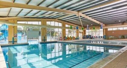 Static Caravan Sleeps 8 with Indoor Pool