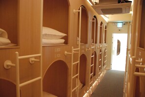 WiFi (free) - Good Day Cube Seomyeon Capsule Hotel (Busan)
