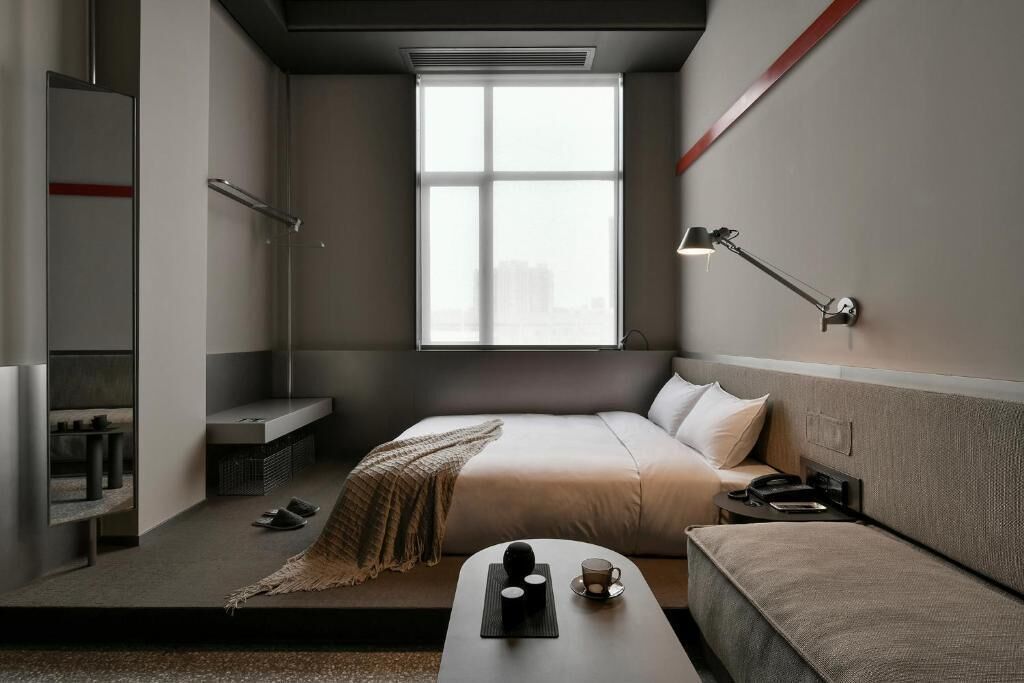 Verdunkelungsvorhänge, schallisolierte Zimmer, kostenloses WLAN