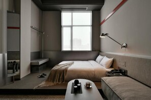 Cortinas blackout, sistema de insonorización y wifi gratis 
