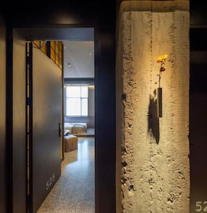Classic Double Room, Patio, City View | Interior - NOA HOTEL XIAMEN (Xiamen)