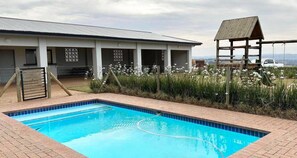 Appartement, 2 chambres, balcon | Piscine | Piscine extérieure