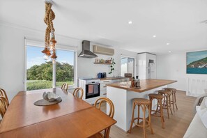 Dining - 6 England Avenue, Port Elliot (Port Elliot)