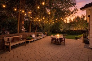 Outdoor dining - 3 Bed Rooms House in Unley (Unley)