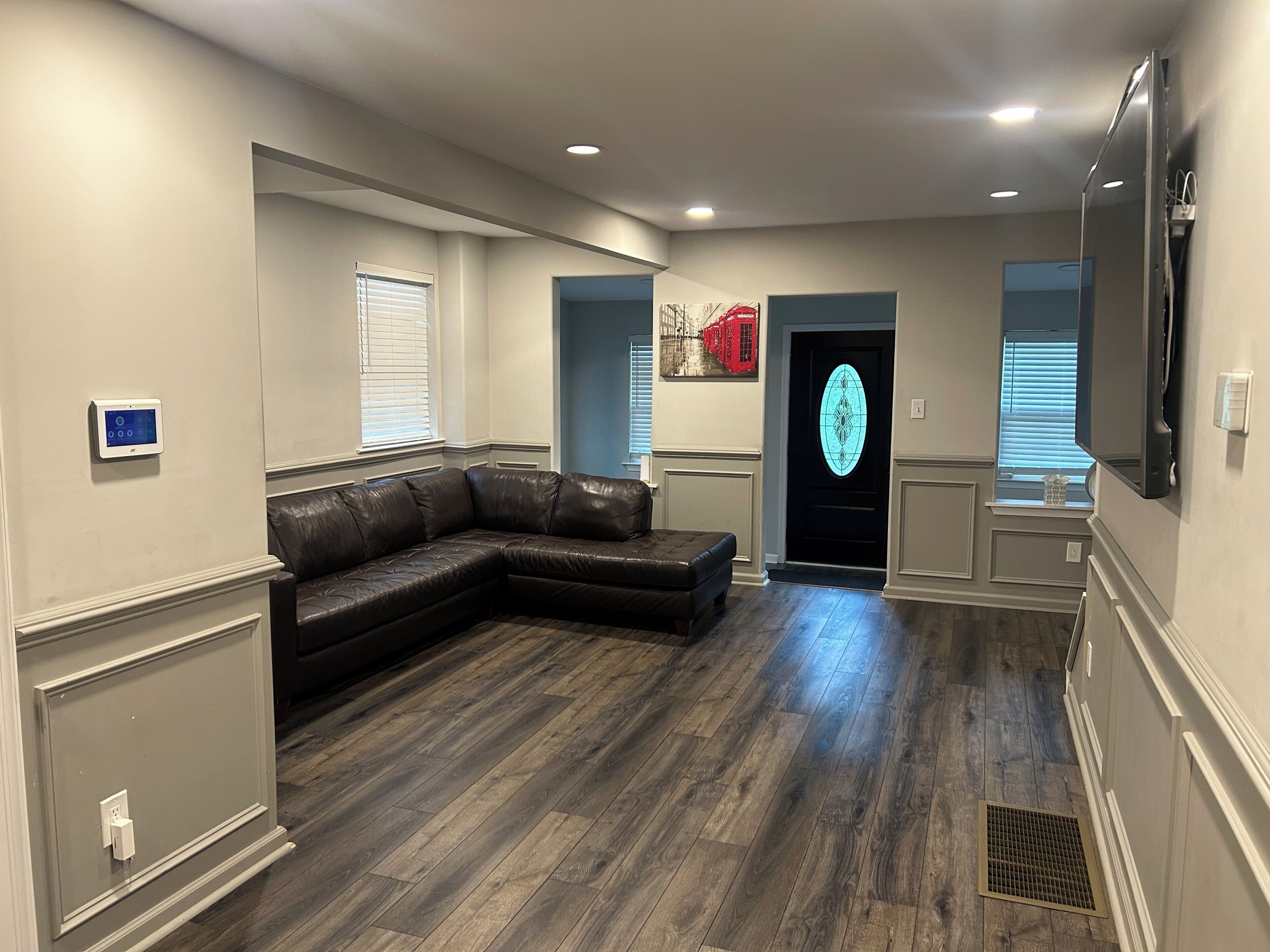Driveway Parking, Large Deck, Casino, Restaurants Close-by, Wawa On Street, Etc. - Bensalem, PA