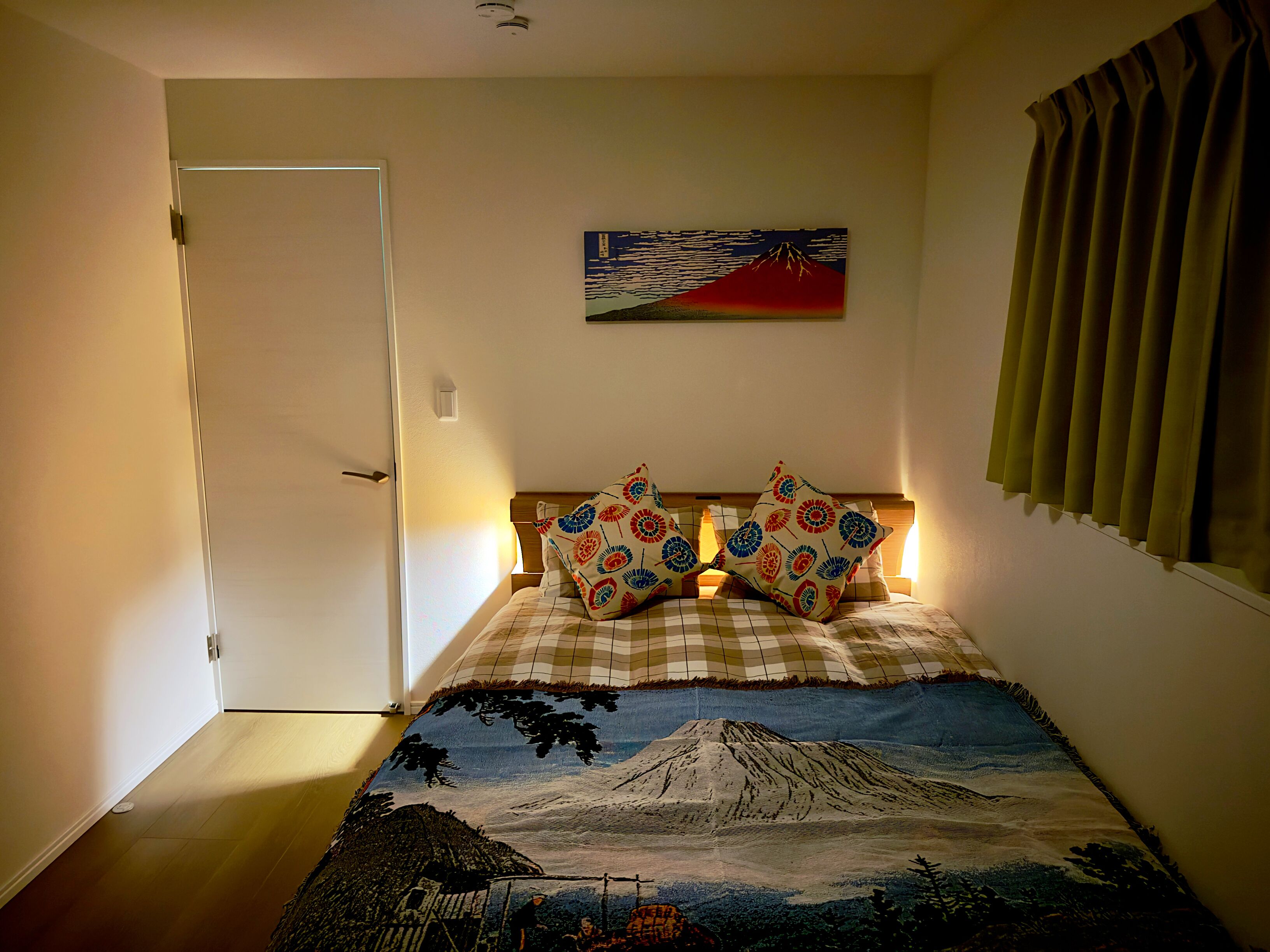 Blackout drapes, iron/ironing board, free WiFi