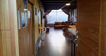 Anagrama House 11Dpt. Spacious, comfortable, bright family house with garage.