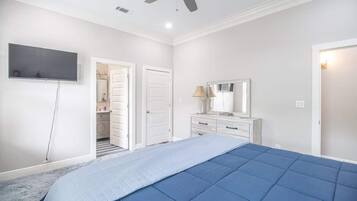 Rumah, Beberapa Tempat Tidur, perapian, pemandangan kebun (Southern Sea Haven) | 3 kamar tidur