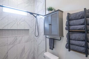 Bathroom - Retreat at Gaston Point (Gulfport)