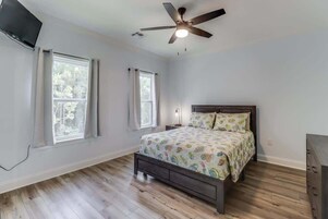 House, Multiple Beds, Patio, Garden View (Turtle's Cajun Bogg) | 3 bedrooms