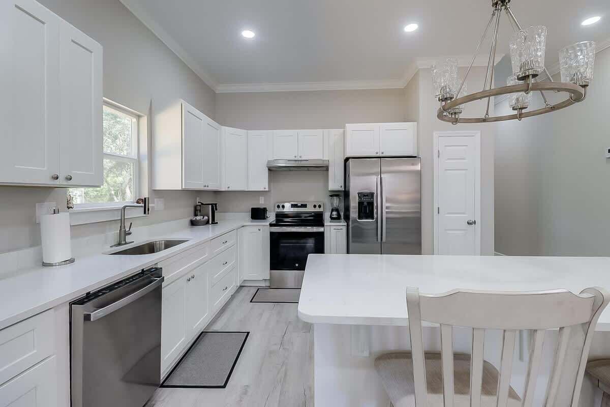Rumah, Beberapa Tempat Tidur, perapian, pemandangan kebun (Sandy Oaks) | Dapur pribadi