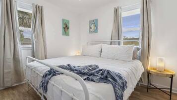 House, Multiple Beds, Pool Access, Garden View (Retreat by the Beach) | 3 bedrooms