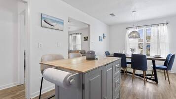 House, Multiple Beds, Pool Access, Garden View (Retreat by the Beach) | Dining