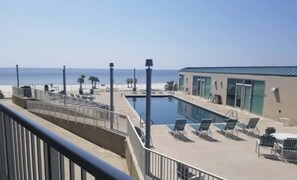 Property grounds - Sunsets From The Sandy Balcony (Biloxi)