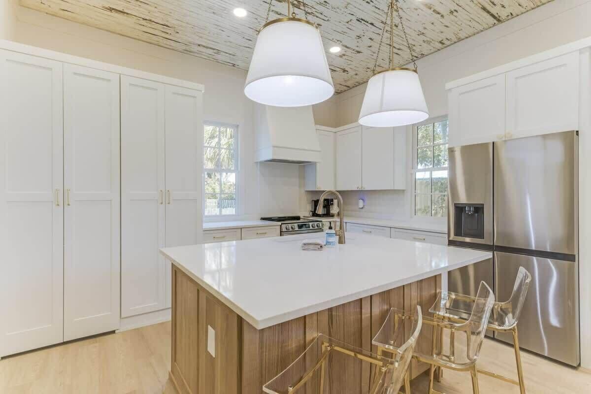 House, Multiple Beds, Patio, Garden View (Chelle's in Bay) | Private kitchen