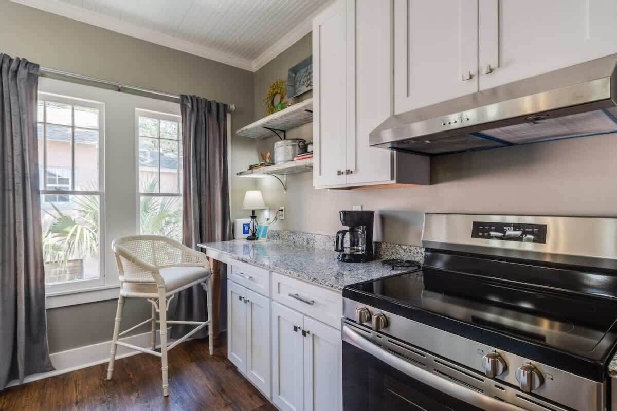 Nhà, nhiều giường, bếp, quang cảnh vườn (Miazza Cottage) | Bếp riêng