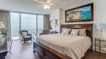 Condo, Multiple Beds, Pool Access, Ocean View (Sea Breeze 0607) | 2 bedrooms