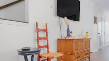 House, 2 Queen Beds, Kitchen, Garden View (Benachi A) | Interior