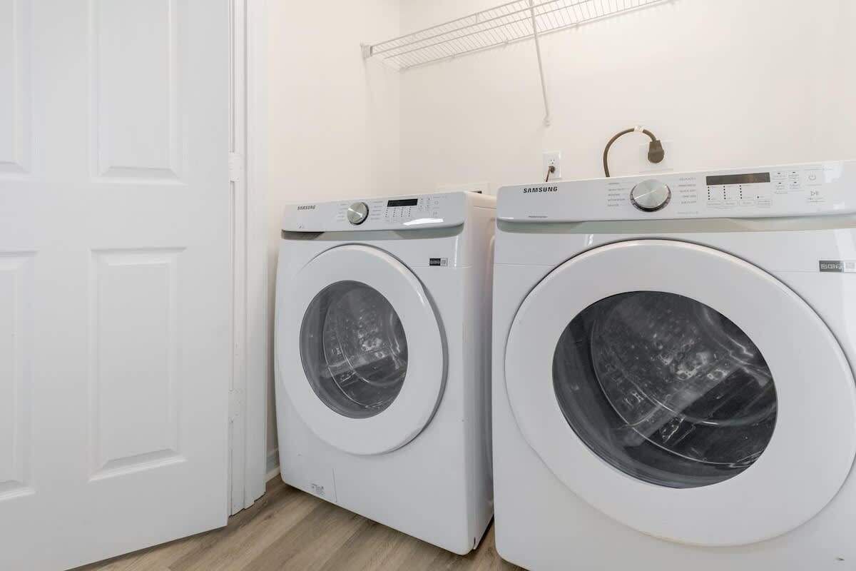 House, 2 Queen Beds, Kitchen, Garden View (Benachi A) | Laundry