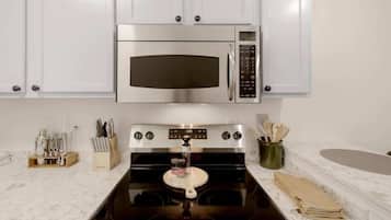 House, 2 Queen Beds, Kitchen, Garden View (Benachi A) | Private kitchen