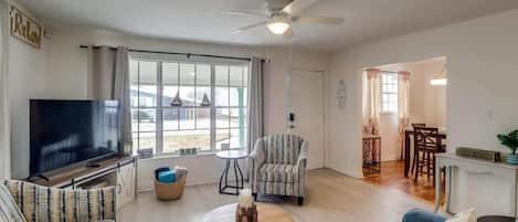 House, Multiple Beds, Patio, Garden View (Sea La Vie) | Living area