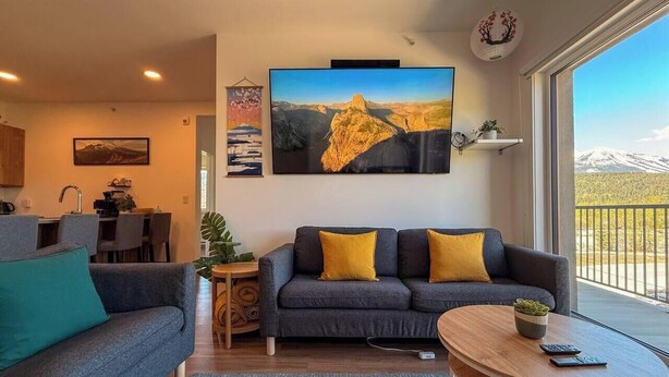 Smart-TV, videospill, stereoanlegg og PC-skjermer