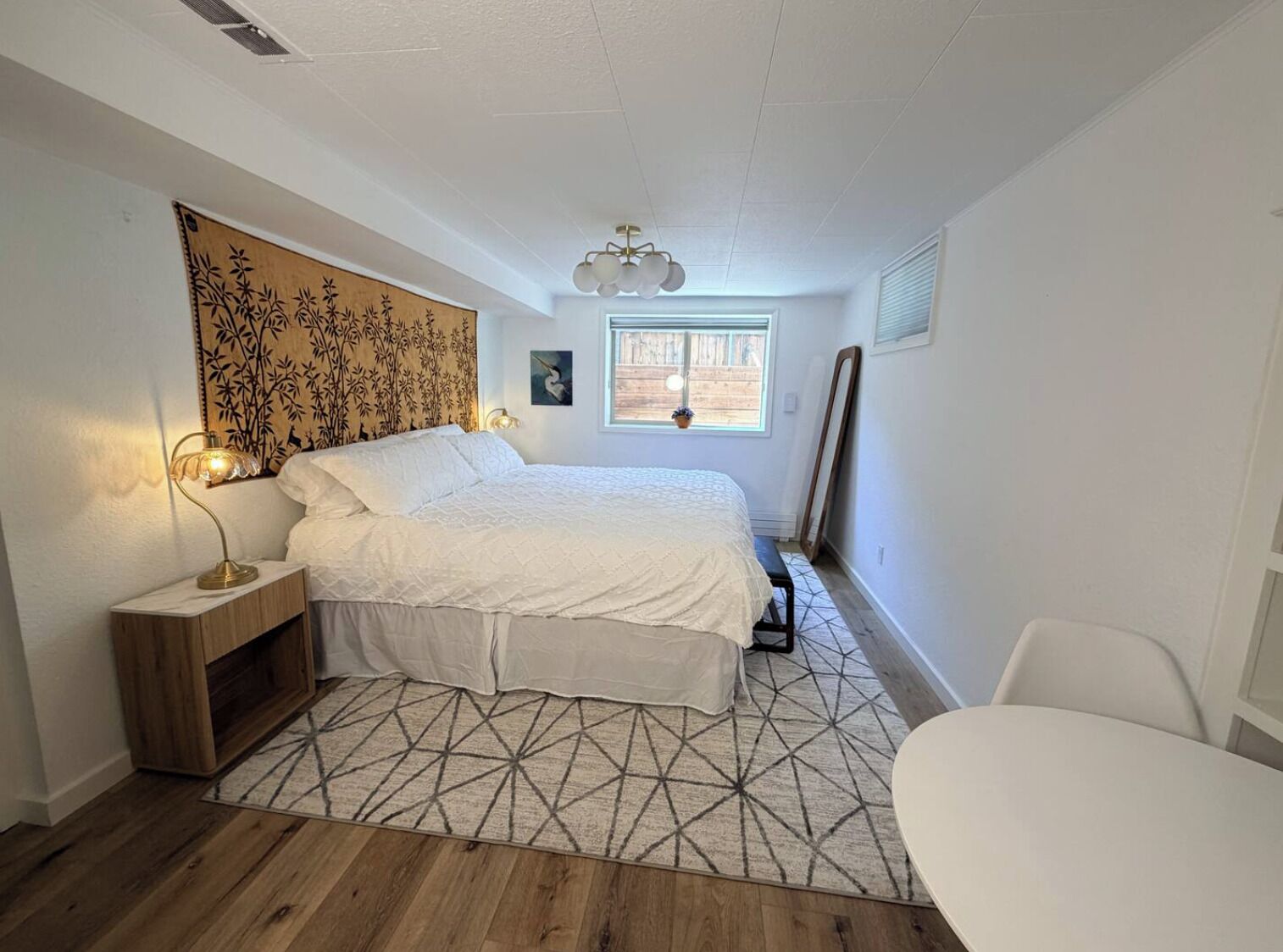 2 bedrooms, WiFi, bed sheets