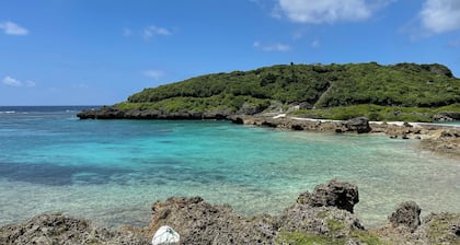 Overlooking the ocean of Miyako Island, ocean view, 5-minute walk to the beach, villa for rent, max. 12 persons