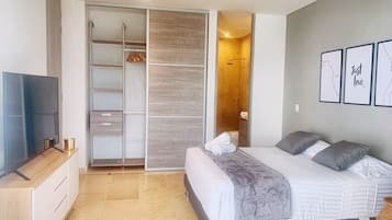 Desk, iron/ironing board, travel crib, WiFi