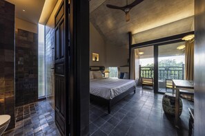 ห้องซูพีเรีย, เตียงคิงไซส์ 1 เตียง, ระเบียง | วิวสวน