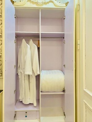 Interior - Diamond Hotel Hanoi (cau giay)